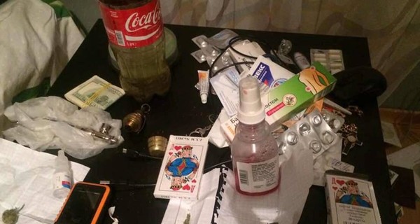 Сотрудников запорожской прокуратуры задержали за продажу и употребление наркотиков