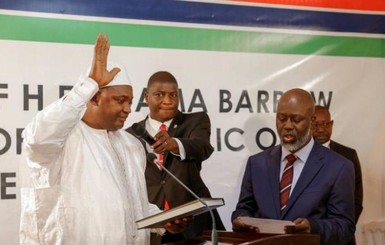 Экс-президент Гамбии согласился покинуть свой пост
