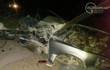 В Мариуполе военные попали в аварию, один солдат погиб