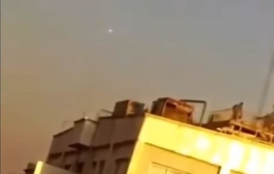 Хитом интернета стало видео расстрела НЛО военными в Иране