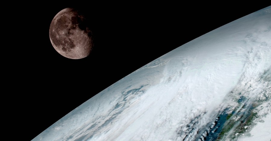 Новый спутник NASA прислал свежие фото из космоса