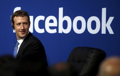 Акционеры Facebook хотят 