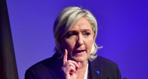 Марин Ле Пен призвала евреев не носить кипу в общественных местах