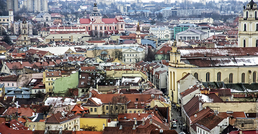Литва вслед за Чехией зовет украинцев на работу