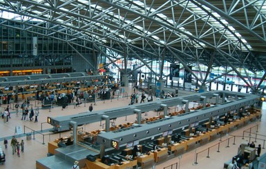 В аэропорту Гамбурга произошла утечка ядовитого вещества