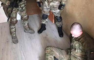 На Днепропетровщине спецназовцы полдня уговаривали грабителя сдаться