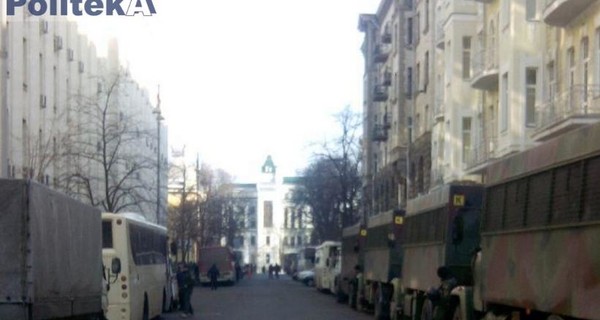 Центр Киева заполнен правоохранителями, пока все спокойно 