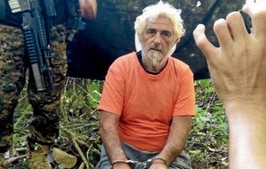 На Филиппинах террористы обезглавили заложника из Германии