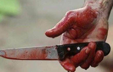 В Днепропетровской области муж 128 раз ударил ножом жену и подорвал квартиру