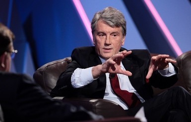 Ющенко рассказал полякам о безобидности Бандеры 