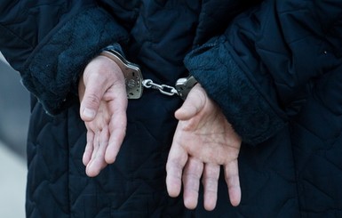 В Великобритании полицейские нашли одного из самых разыскиваемых преступников за шкафом