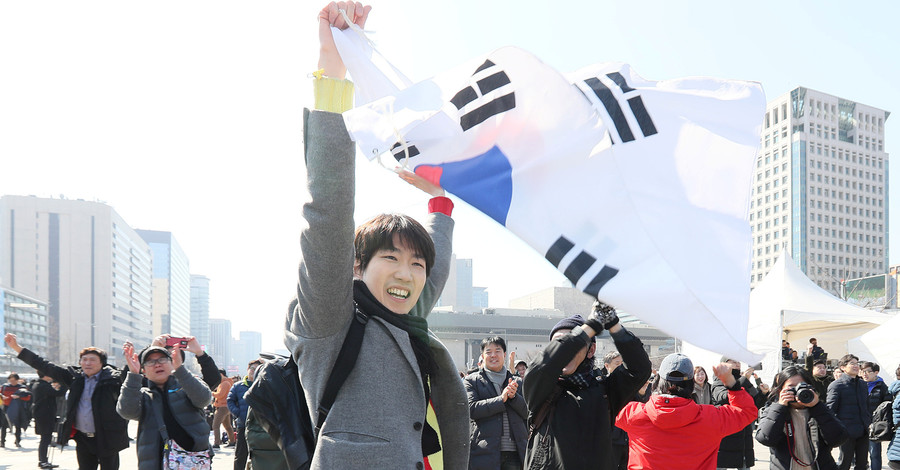 В Южной Корее начали регистрацию кандидатов в президенты страны