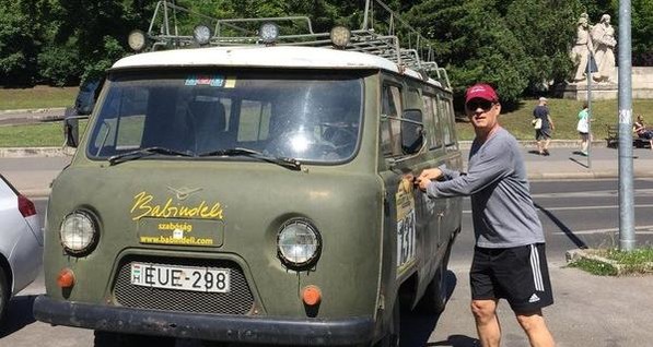 Том Хэнкс прикупил себе старый советский УАЗ