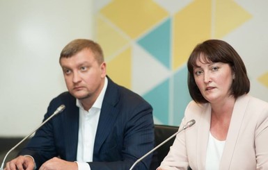 Отрабатывают ли свои зарплаты борцы с коррупцией в Украине