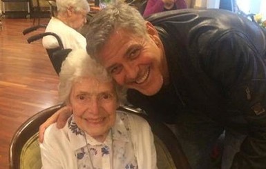 Джордж Клуни поздравил с днем рождения его 87-летнюю поклонницу