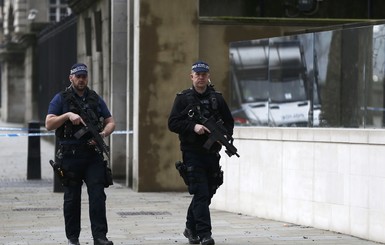 В Великобритании задержали семь подозреваемых по делу о теракте