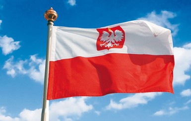 Польша не откроет консульства в Украине, пока их защиту не усилят
