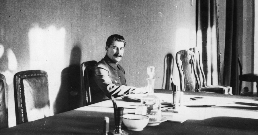 Над Сталиным висело родовое проклятие