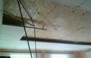 В полтавском детсаду на детей упал потолок