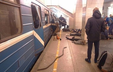 Теракт в Питере: задержаны восемь подозреваемых
