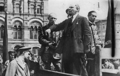 В 1917-м враги считали Ленина чудовищем, а соратники - сумасшедшим