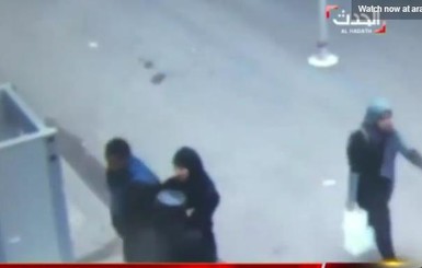 Опубликовано видео момента подрыва смертника у православного храма в Египте