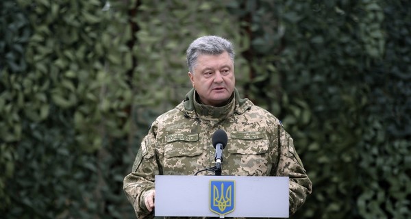 Порошенко: танки находятся в боевой готовности и готовы вернуться на позиции