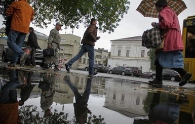 Сегодня днем, 13 апреля, небольшой дождь пройдет на западе и севере Украины