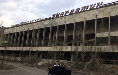 Украинский пианист-виртуоз снял пронзительный клип о Чернобыльской трагедии