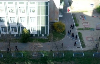 У киевского детского сада, где произошел взрыв, нашли еще один подозрительный 