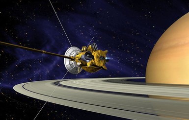 Зонд Cassini готовится к нырку в 