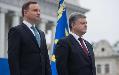 Порошенко и Дуда обсудили демонтаж памятника воинам УПА в Польше