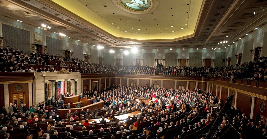 Конгресс США утвердил 560 миллионов долларов помощи Украине