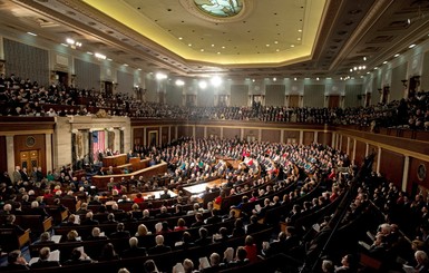 Конгресс США утвердил 560 миллионов долларов помощи Украине