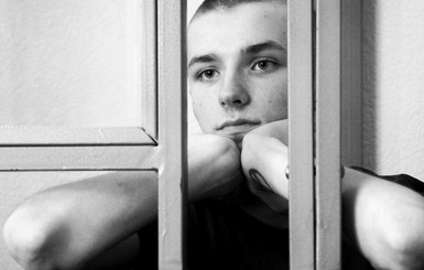 Задержанный в России украинец Панов потерял сознание во время суда