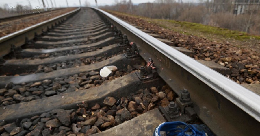 В Луцке школьницу в наушниках насмерть сбил поезд