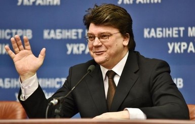 Жданов купил новое авто, а Атрошенко отдохнул на 106 тысяч гривен