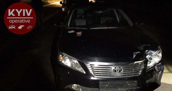 В Киеве произошло ДТП с участием авто с номерами ГПУ: водитель сбежал с места аварии