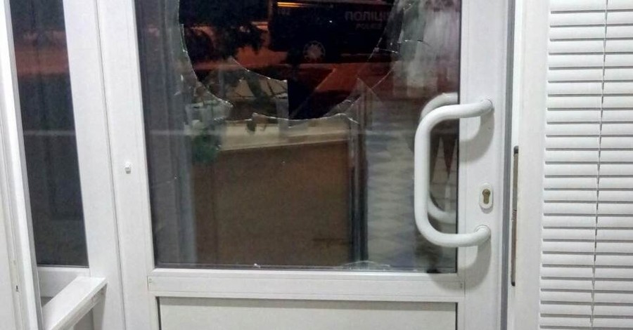 В центре Краматорска неизвестные атаковали местный телеканал