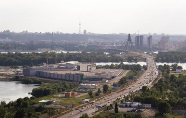 В Киеве проспект Ватутина переименовали в проспект Шухевича