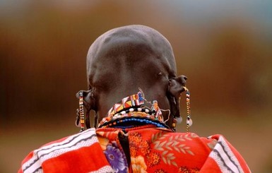 Суеверные жители Мозамбика отрезают головы лысым мужчинам
