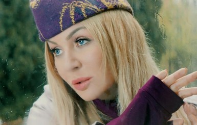 Ирина Билык начала концерт в Одессе, несмотря на отмену
