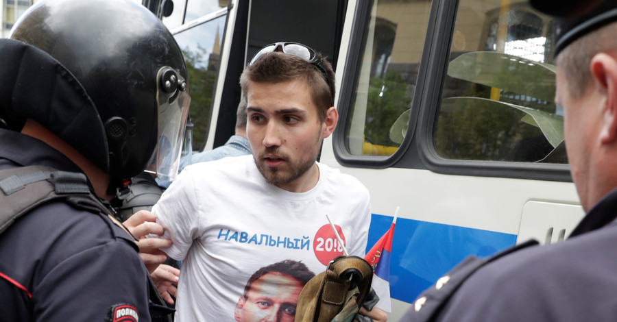 Антикоррупционные митинги в России: зачем люди вышли на улицы