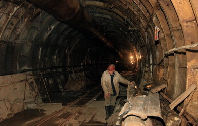 Под Днепром взрывали заряды: готовят три новые станции метро