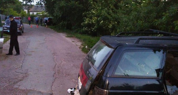 Под Черниговом в аварии двое подростков погибло, трое в реанимации