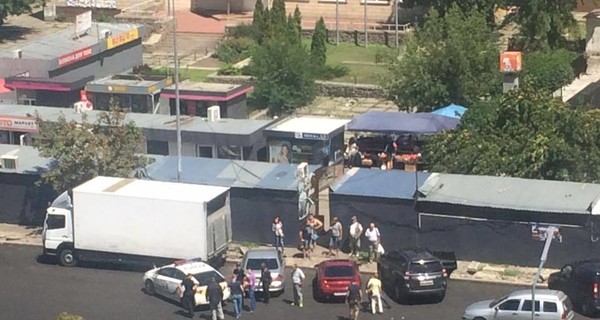 В Киеве стреляли во владельца черного джипа