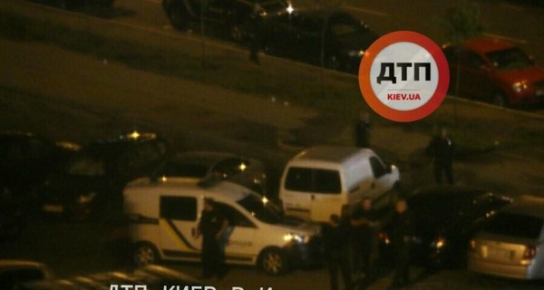 В Киеве неизвестный выстрелил в велосипедиста