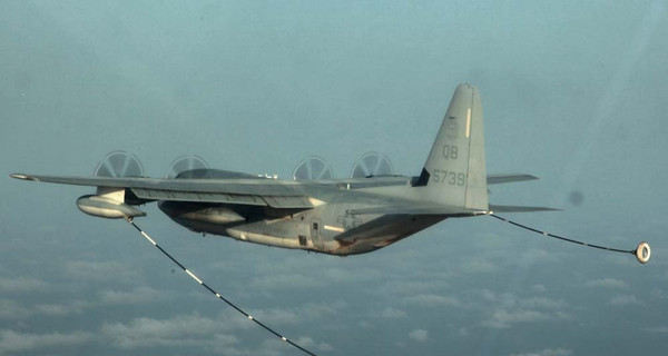 В США разбился военный самолет KC-130 с 12 людьми на борту
