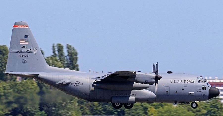 В Одессу прибыли новейшие самолеты-разведчики из США
