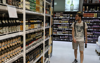 Появился запрет на отмену запрета продавать в Киеве ночью алкоголь 
